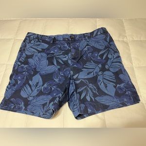 Banana Republic mens shorts 35W